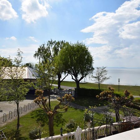 Seehotel Herlinde Podersdorf am See Exterior foto