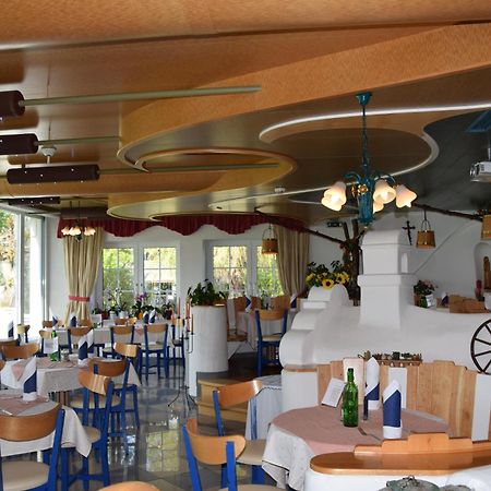 Seehotel Herlinde Podersdorf am See Exterior foto
