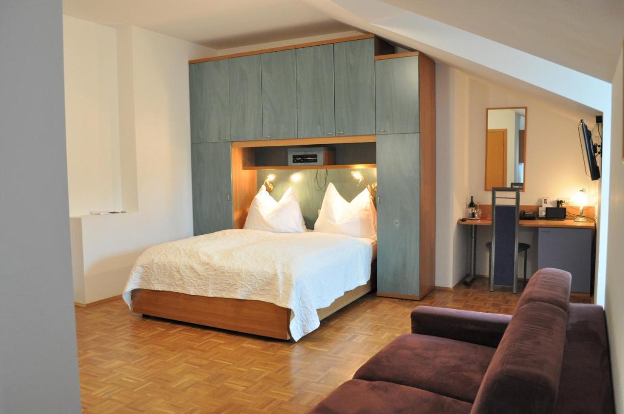 Seehotel Herlinde Podersdorf am See Exterior foto