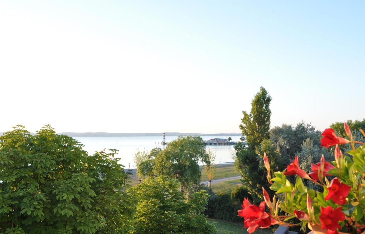 Seehotel Herlinde Podersdorf am See Exterior foto